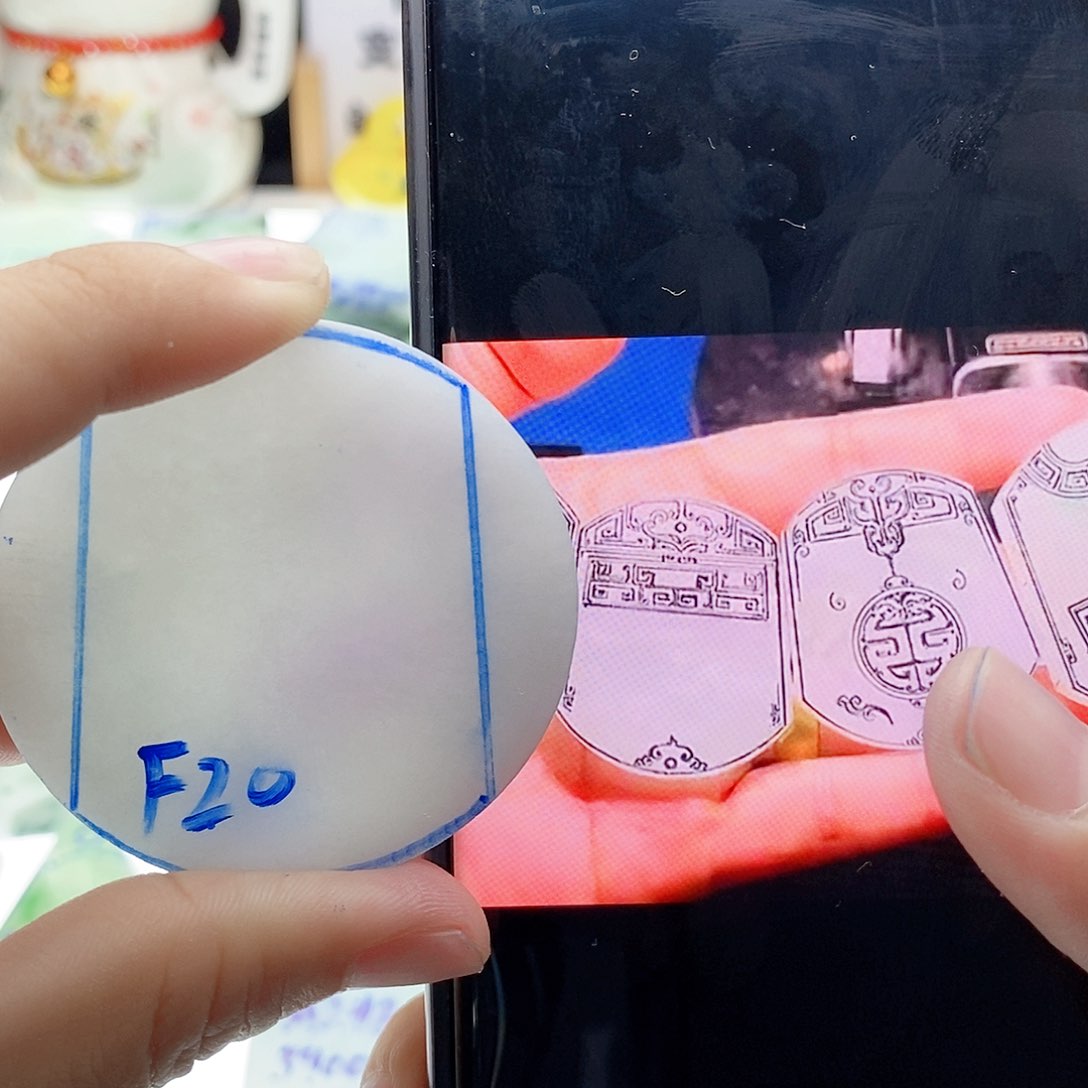 定制翡翠未镶嵌翡翠