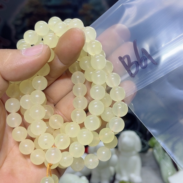 蛇纹石玉项链未镶嵌大***山