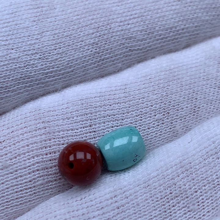 南红玛瑙未镶嵌珠宝奇石