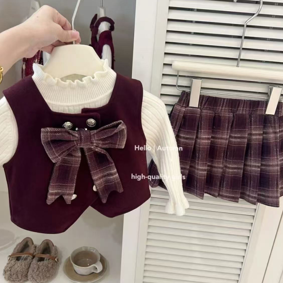 女童学院风套装2025秋冬新韩版洋气时髦女宝宝气质马甲短裙三件套
