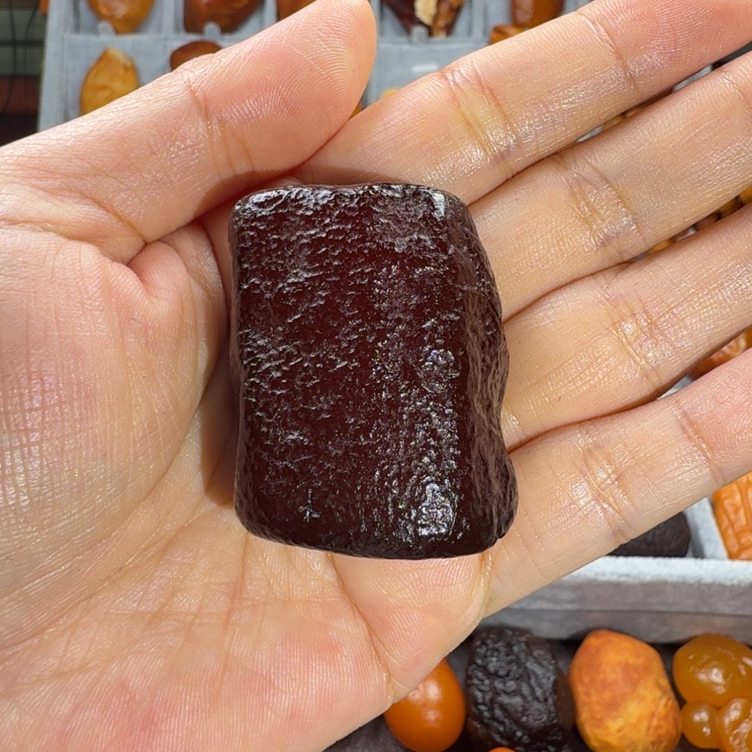 定制琥珀未镶嵌荔枝皮原石