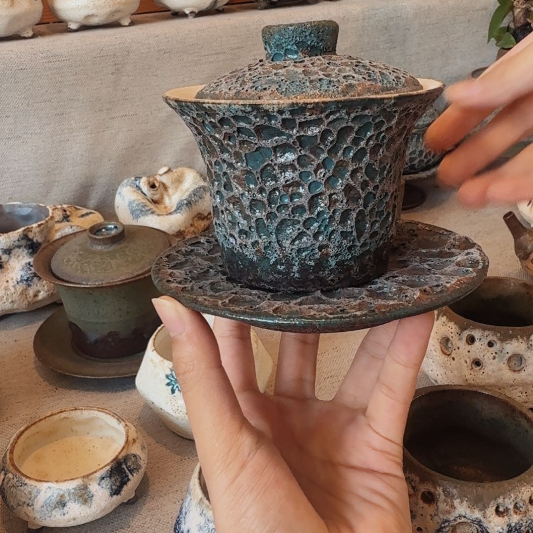 只***的虫洞三才盖碗