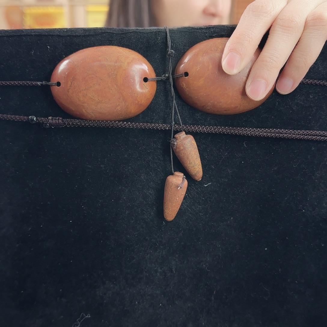 泗水砭石原石眼罩精选（搭配耳塞一对）