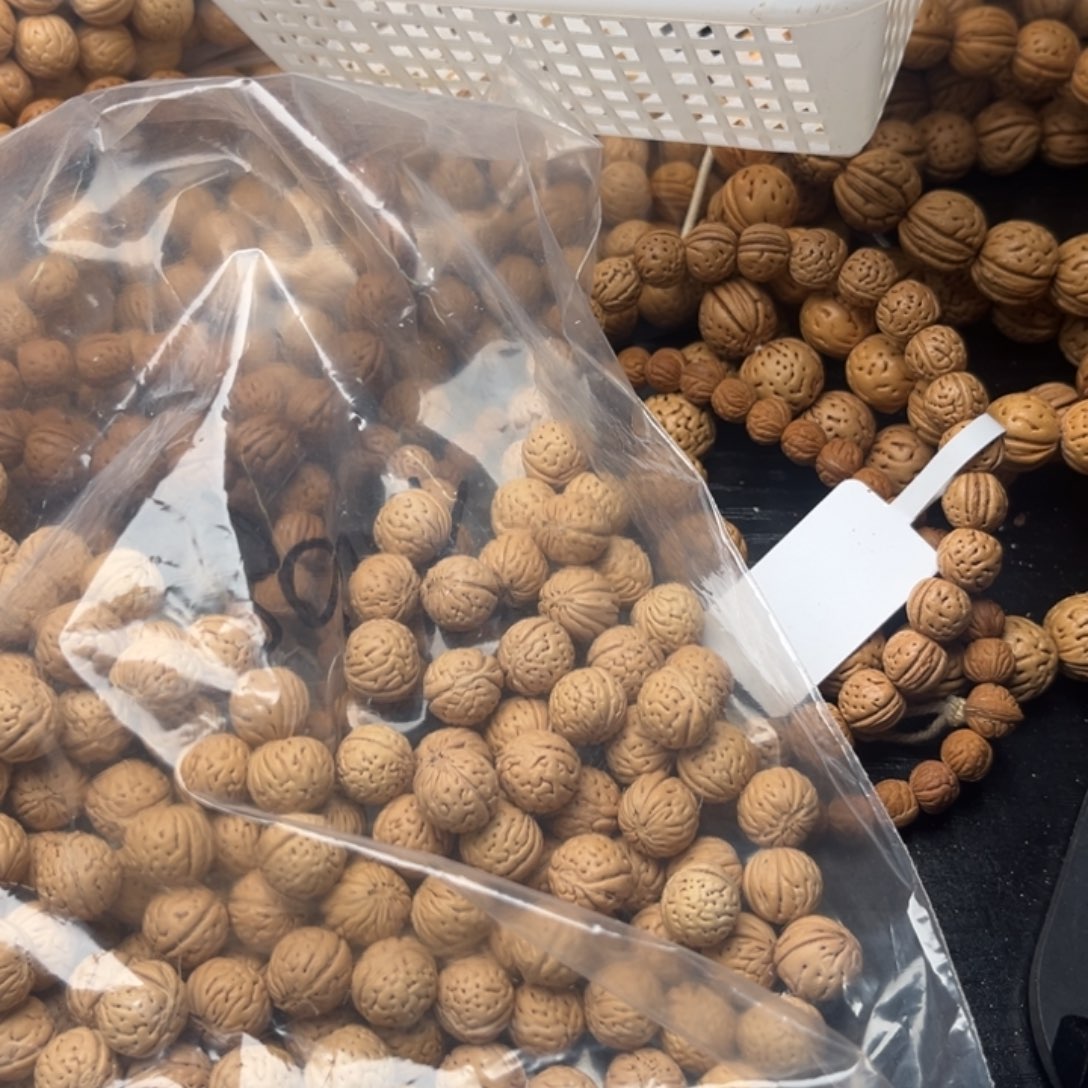 D***.吊坠文玩核桃小桃核散籽批发