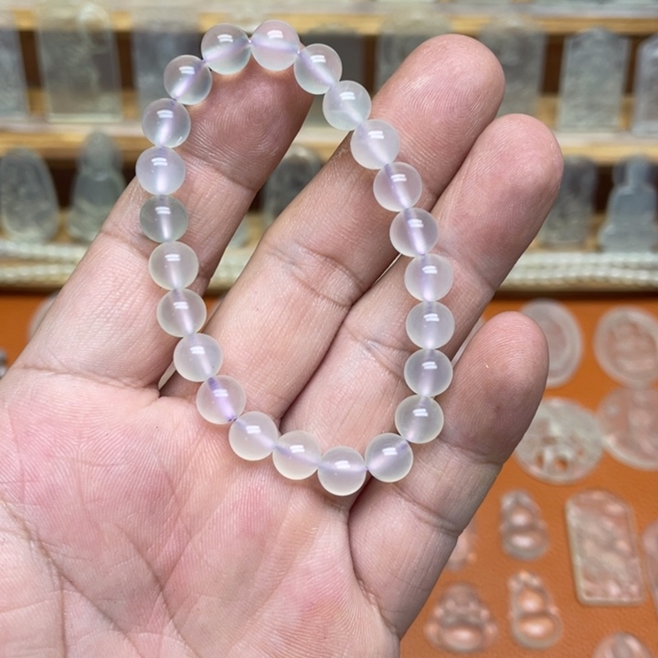 吧***爱蛇纹石玉未镶嵌颈饰