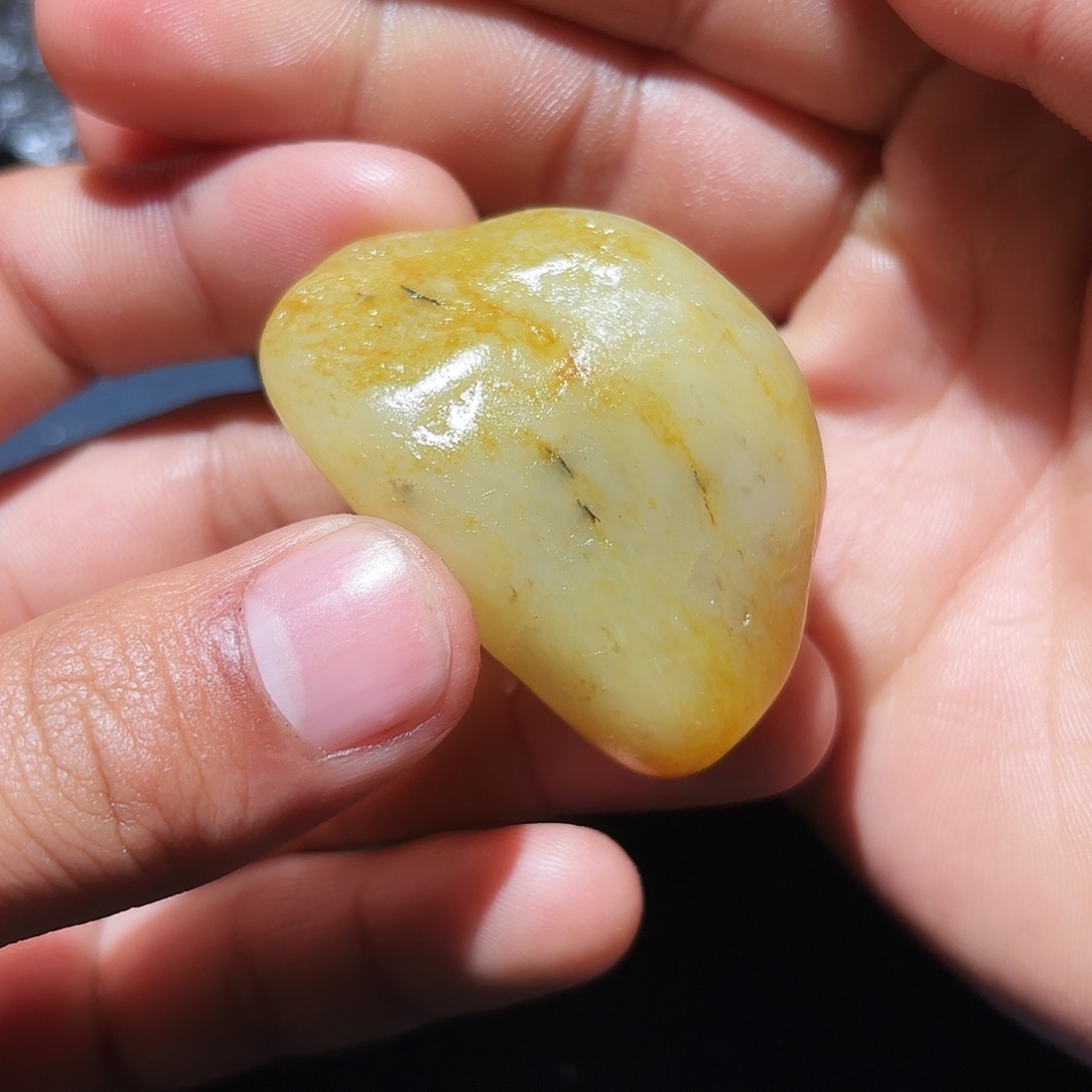 和田玉未镶嵌珠宝奇石