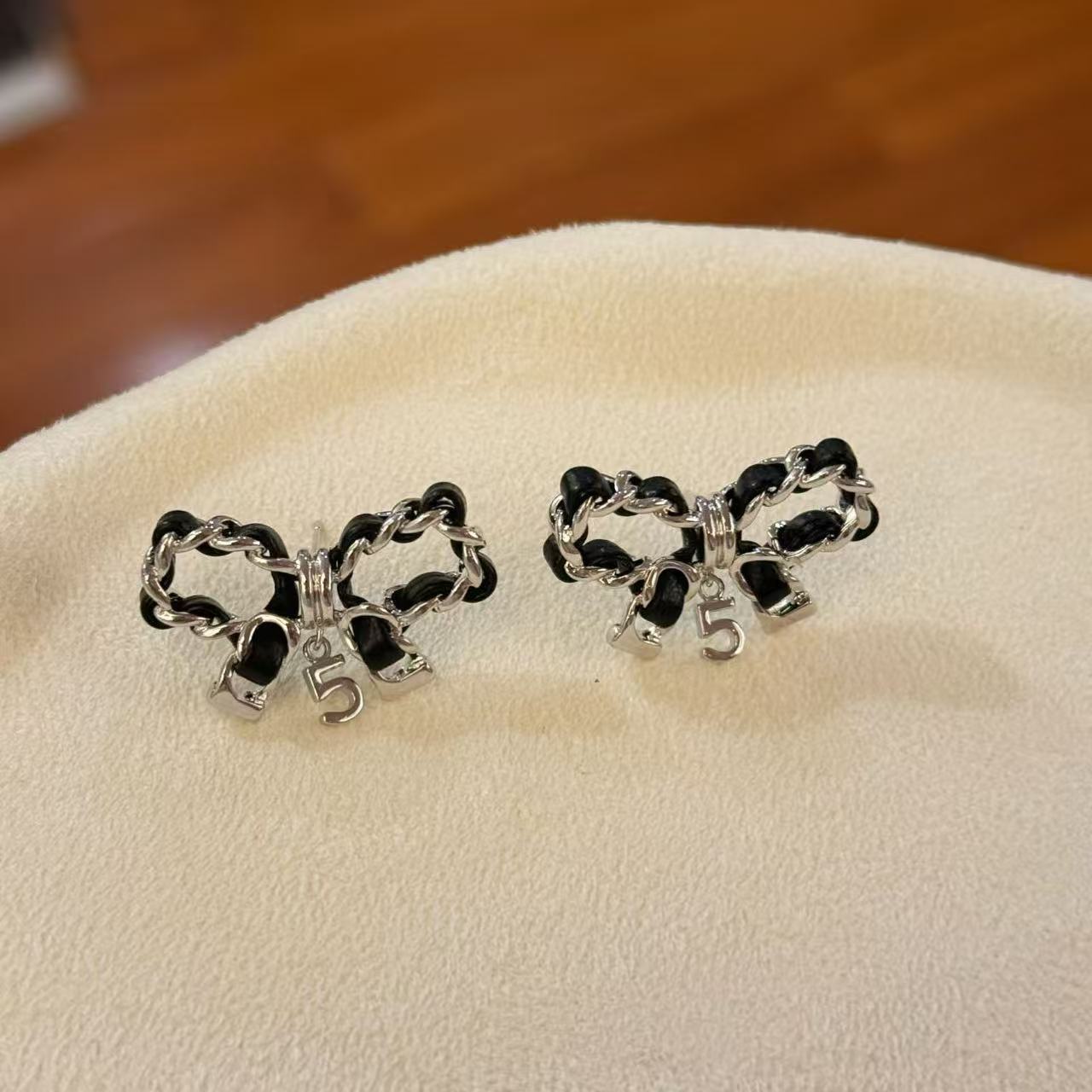 铜合金耳饰 佳佳（W19）小香风编制蝴蝶结耳环