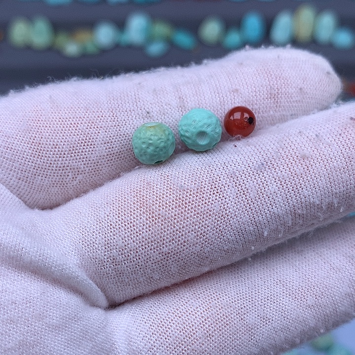 南红玛瑙未镶嵌珠宝奇石