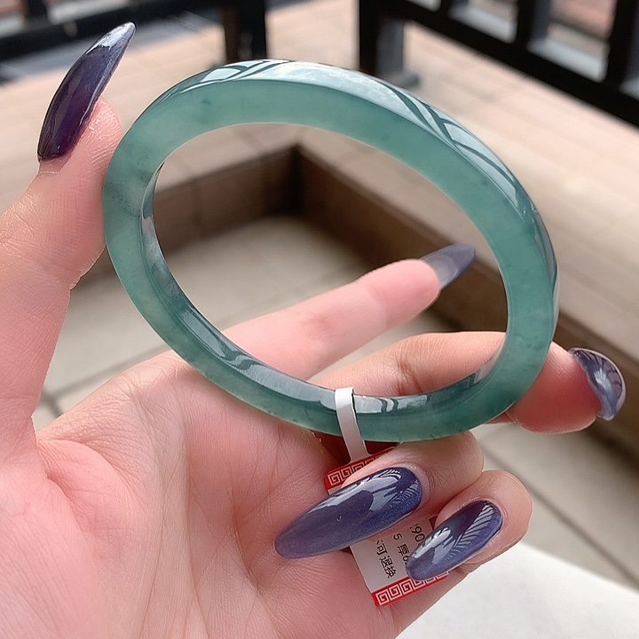 深***海翡翠未镶嵌手镯5859