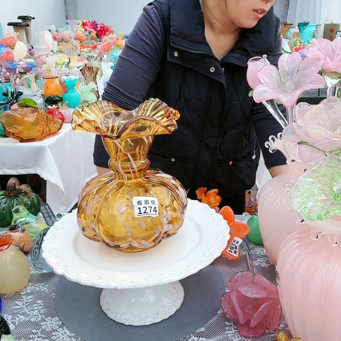 瑕疵福利不退不换琉璃花瓶艺术品