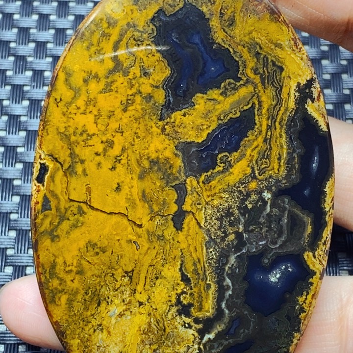 玛瑙/玉髓颈饰未镶嵌马**燕