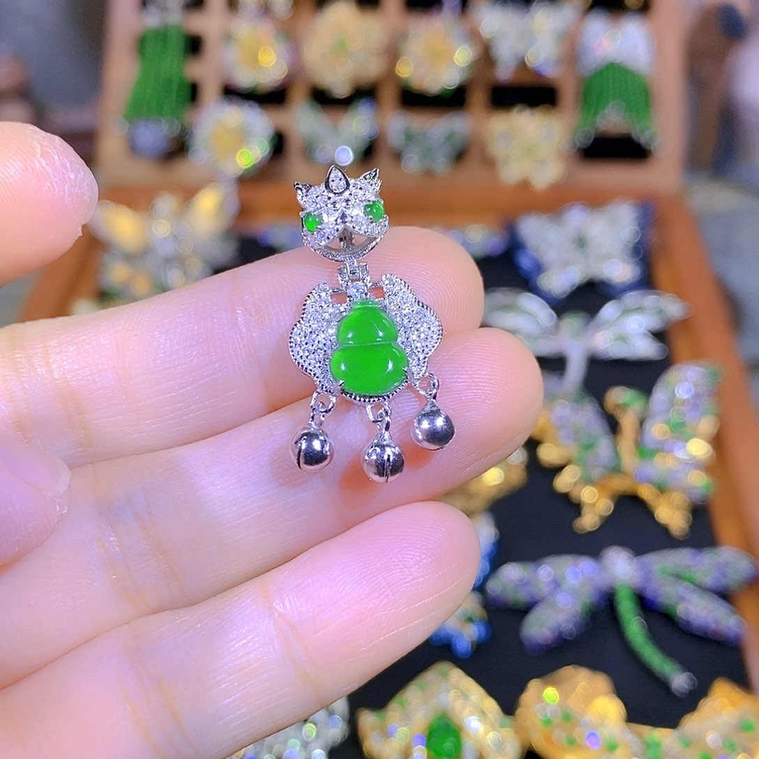 吊坠(不含链)银S925镶嵌翡翠