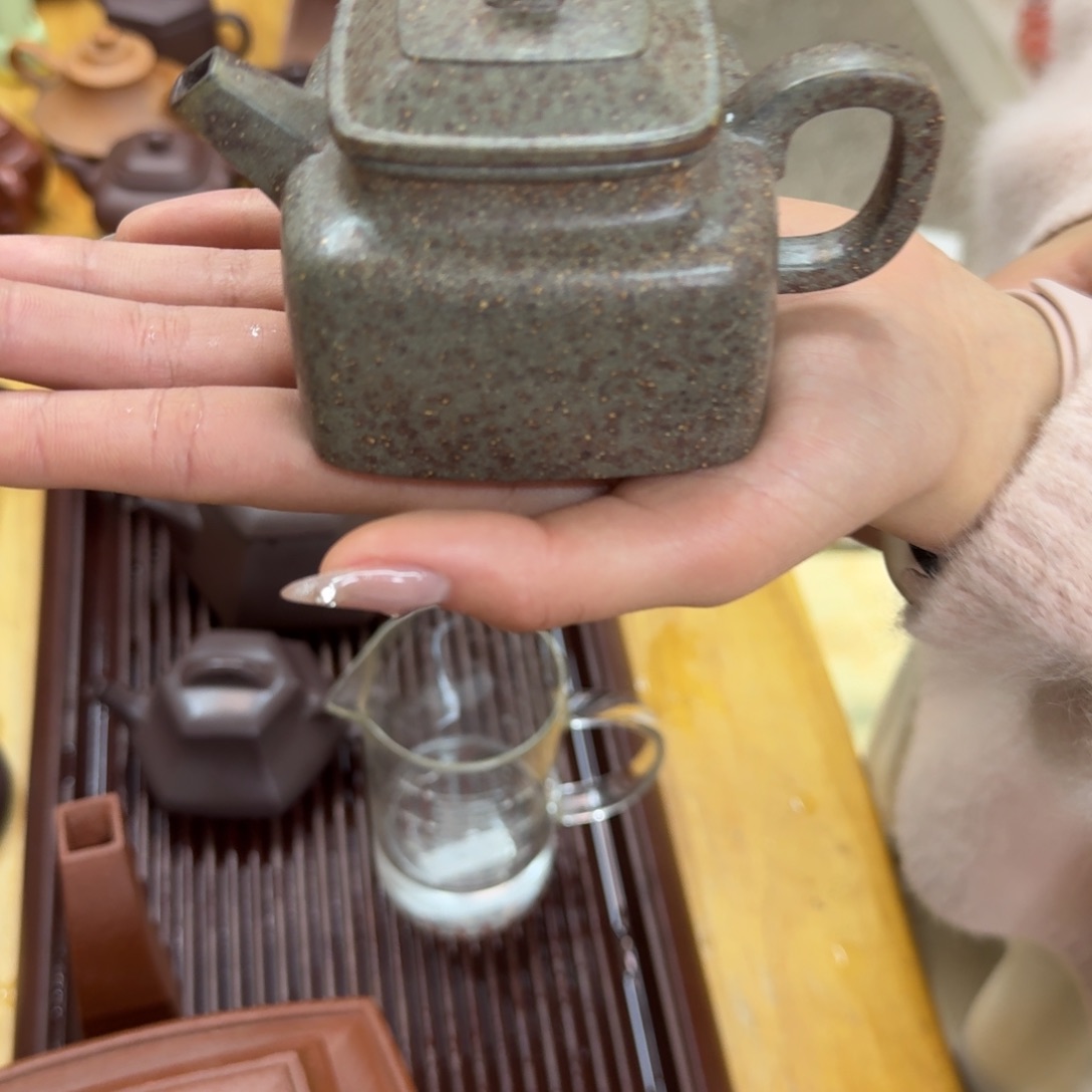 紫砂茶壶紫砂壶四方德钟160cc