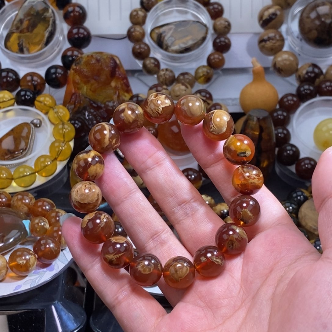 琥珀未镶嵌珠宝奇石