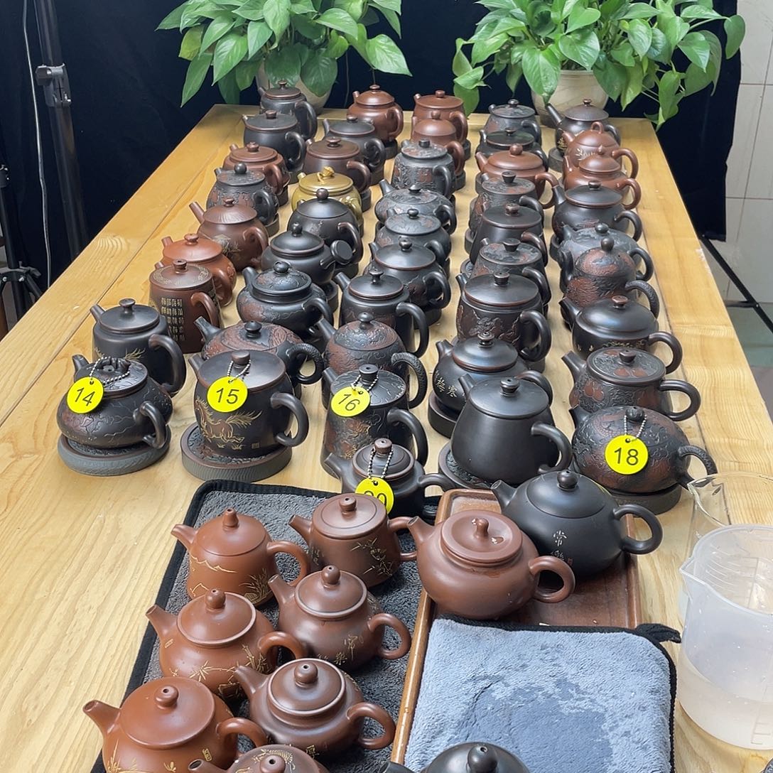 腹***儿泥塑福利壶无礼盒装