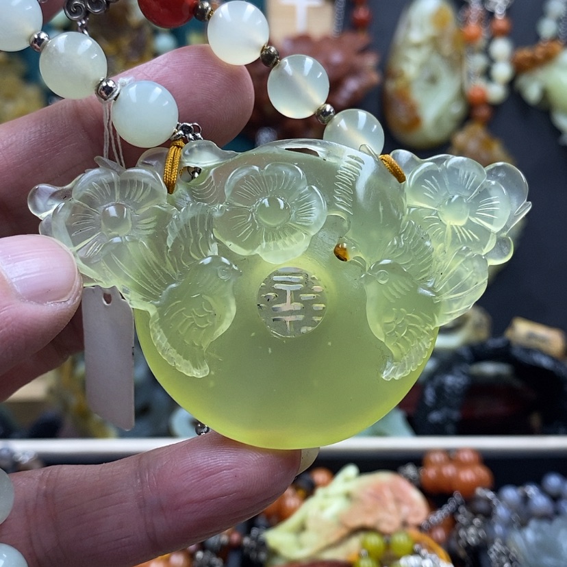 【闪购商品】蛇纹石玉吊坠未镶嵌