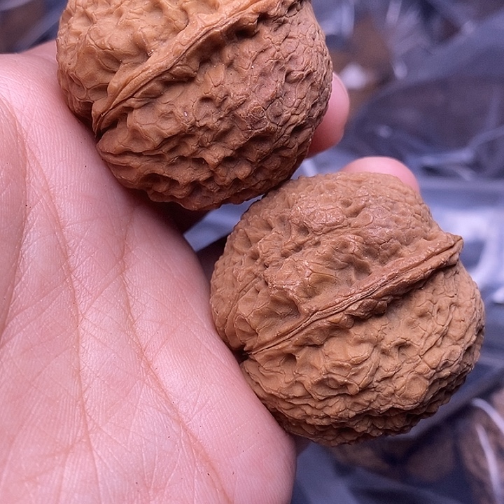 文玩核桃把件    86