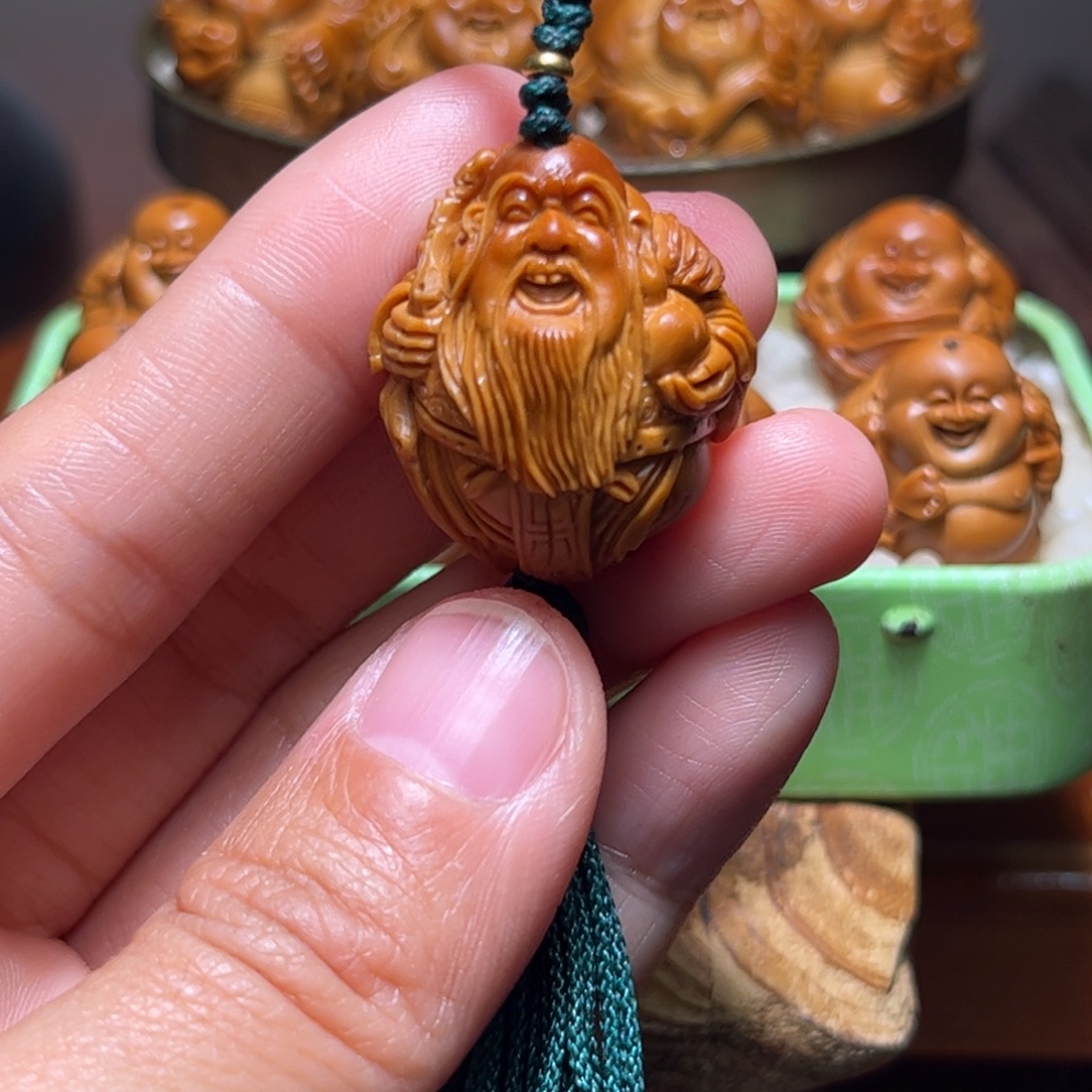 橄榄核吊坠龙寿星单颗福利