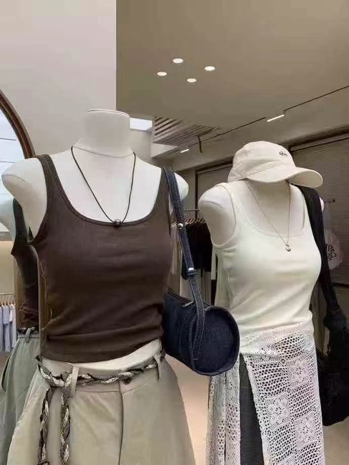 婷婷精选6618款磨毛秋款U型交叉露背带胸垫文胸一体式