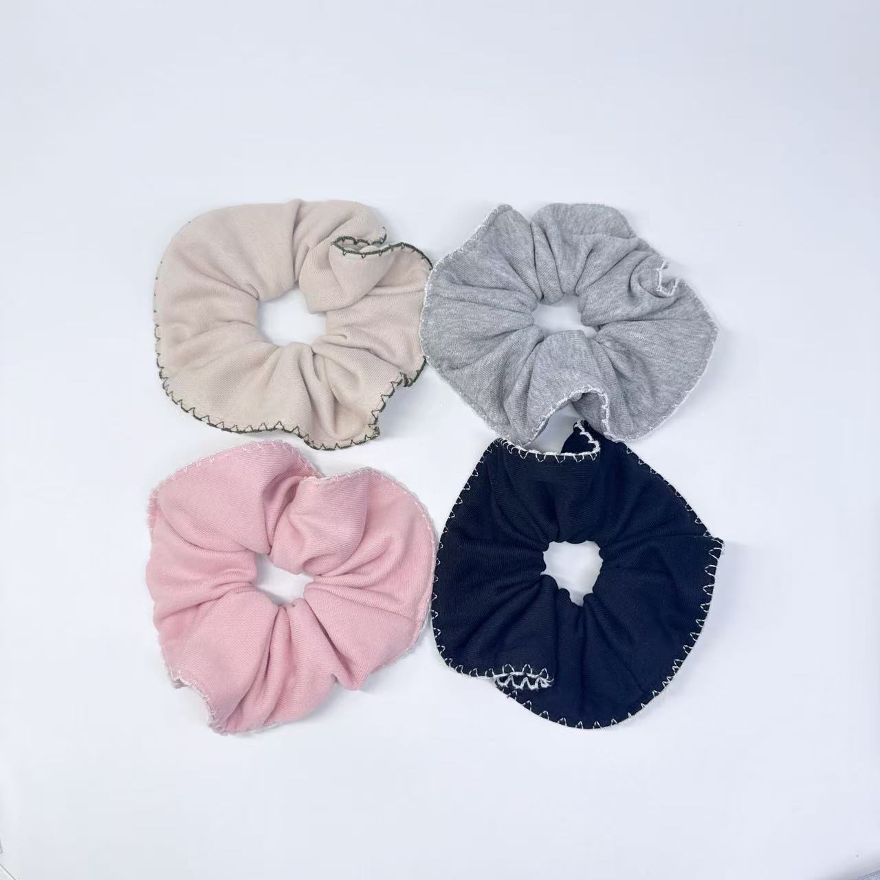 Mi33 布艺花边字母发绳发圈 Q20058Q68