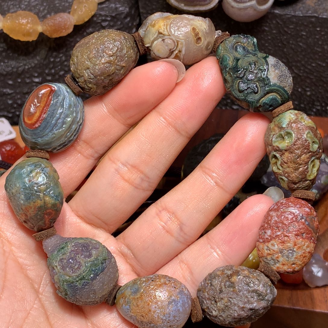 未镶嵌玛瑙/玉髓珠宝半成品