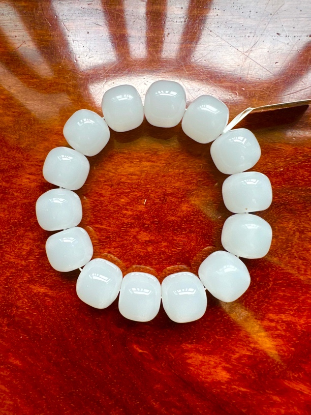 YS0049 瑰宝级老田家玉手串（无礼盒）