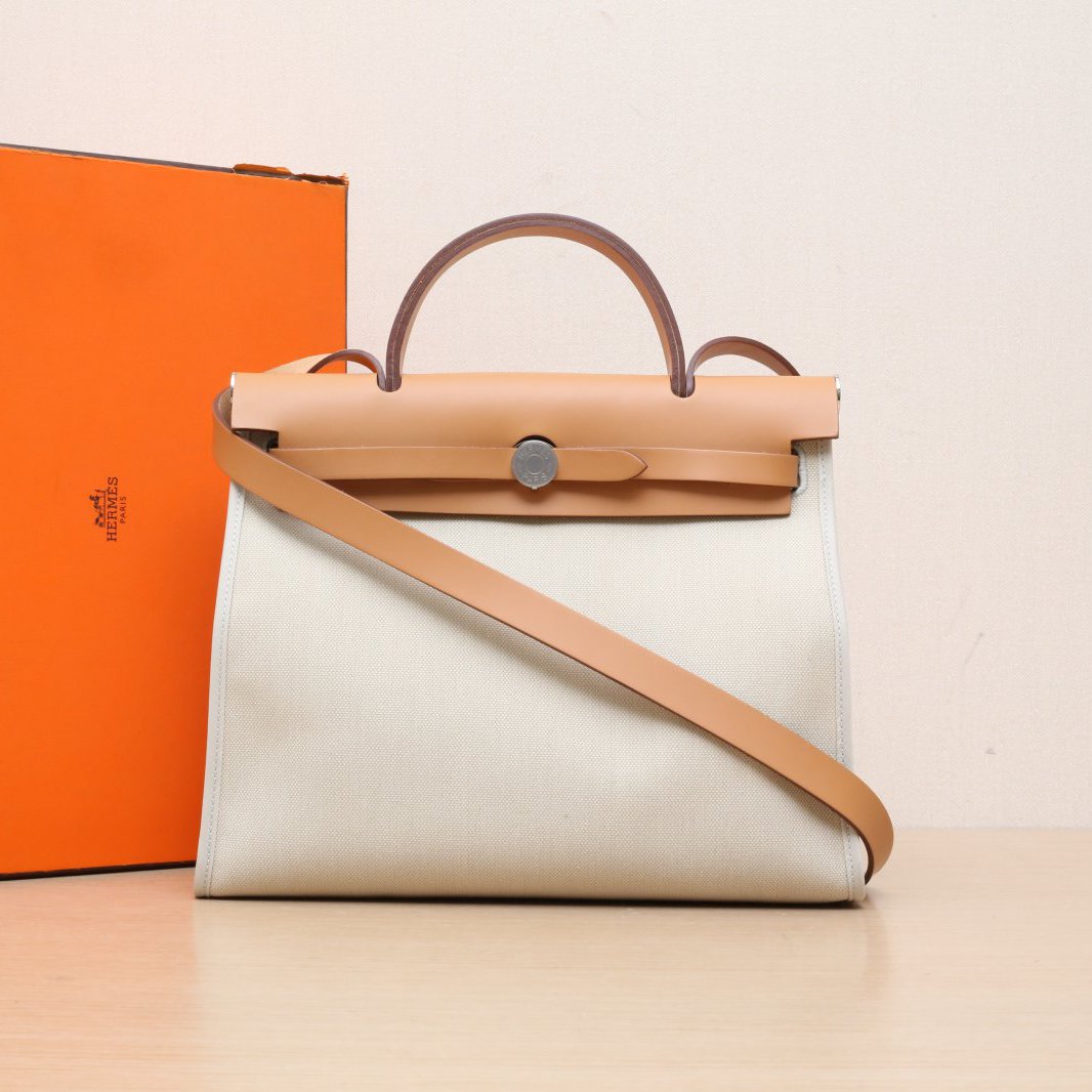 99新 Hermes/爱马仕 花花Herbag 31 帆布/Hunter 牛皮 Z刻