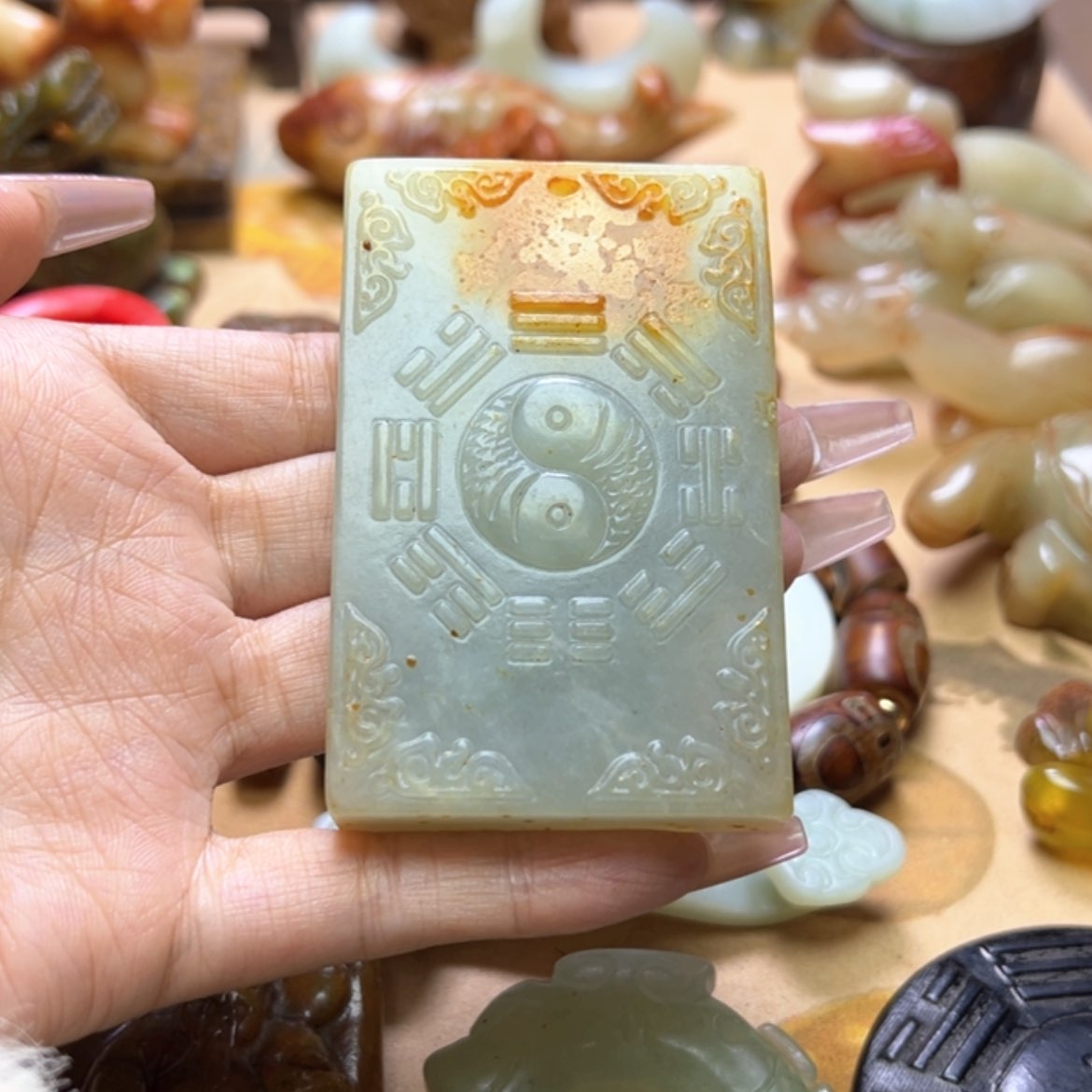 【闪购商品】蛇纹石玉颈饰未镶嵌