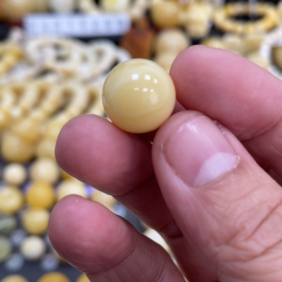 琥珀珠宝奇石未镶嵌14mm 瑕疵打孔