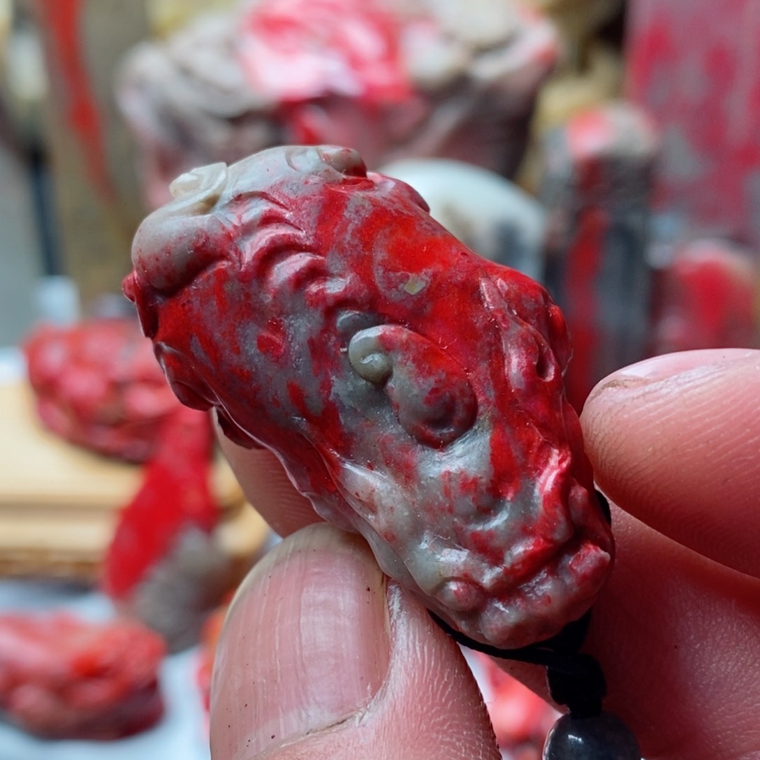 昌化鸡血石昌化鸡血石挂件