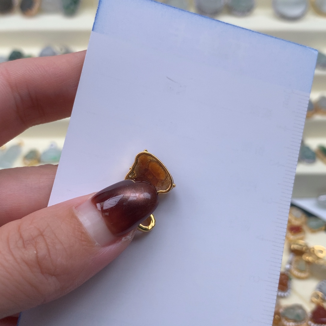 阿***鹞翡翠银S925镶嵌颈饰佛公