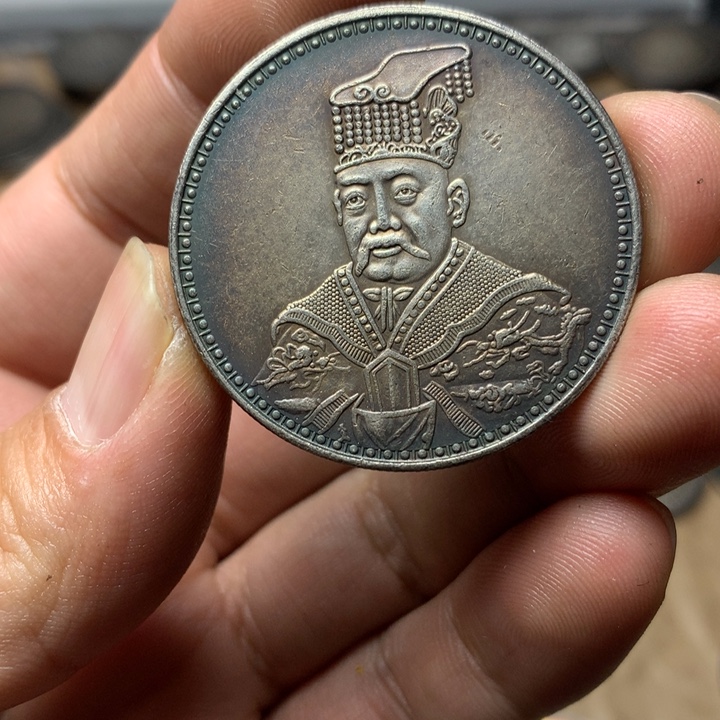 陶直接去拍大头龙洋