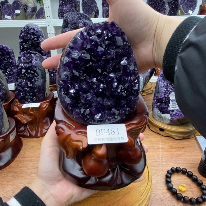 紫晶大型摆件（非配饰）未镶嵌