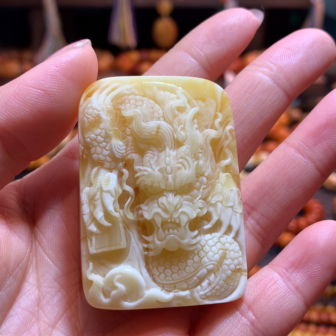 蜜蜡未镶嵌吊坠(不含链)