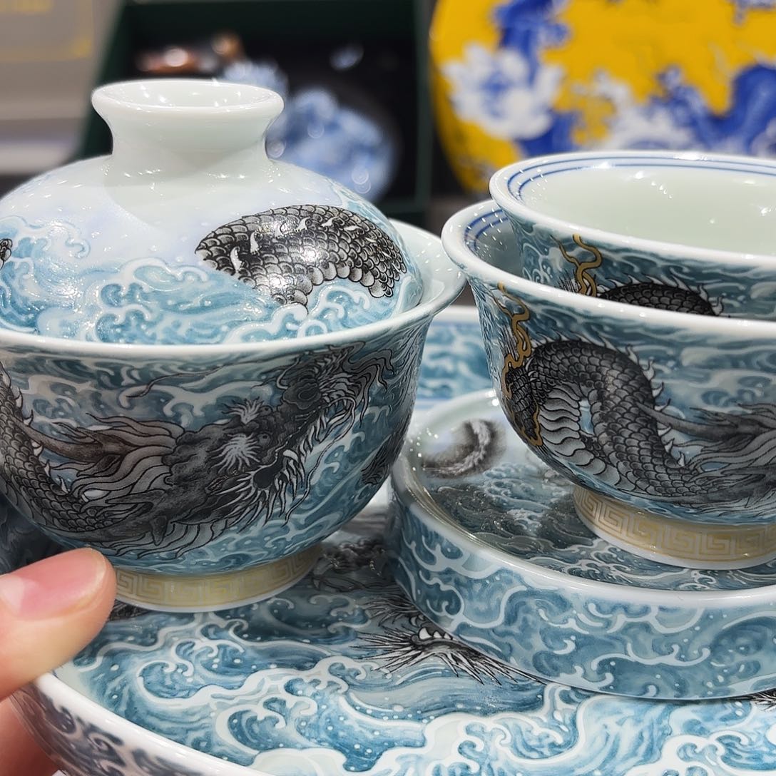 瓷片景德镇美术出版社