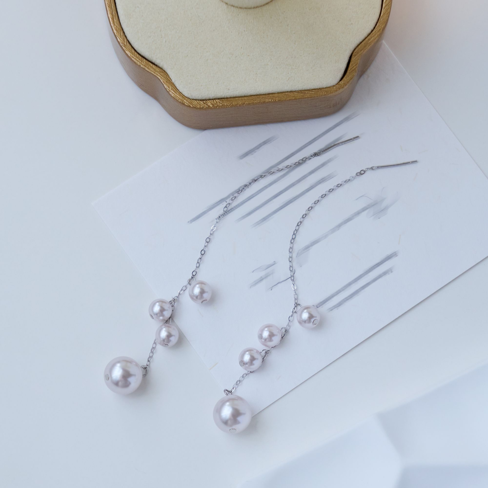 研初 925银耳饰 曼塔玫瑰紫珠葡萄流苏耳线灵动活泼长款经典简约