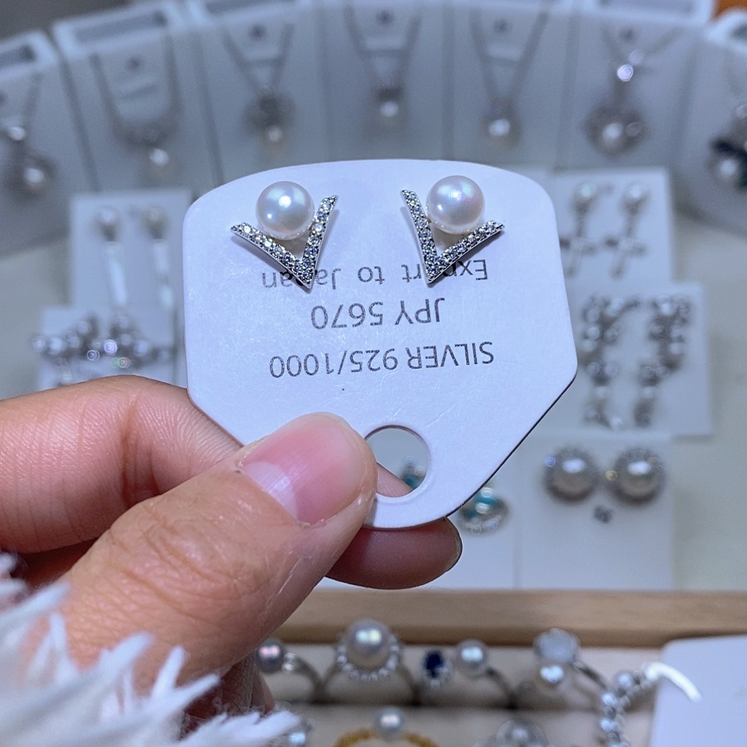 未镶嵌耳饰淡水珍珠