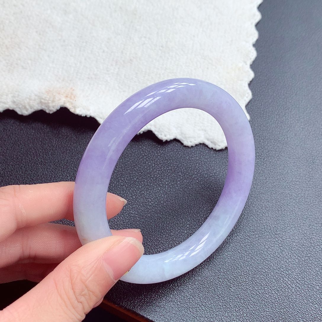 翡翠手镯未镶嵌缅甸翡翠