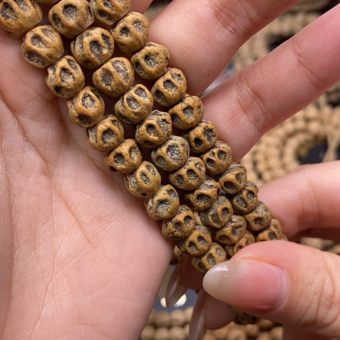 柏香籽/百香籽吊坠洞****>