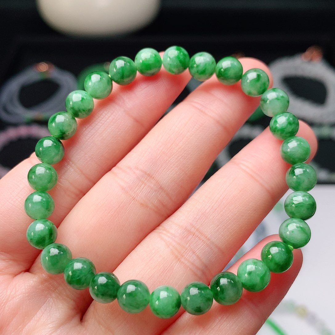 翡翠手链未镶嵌翡翠