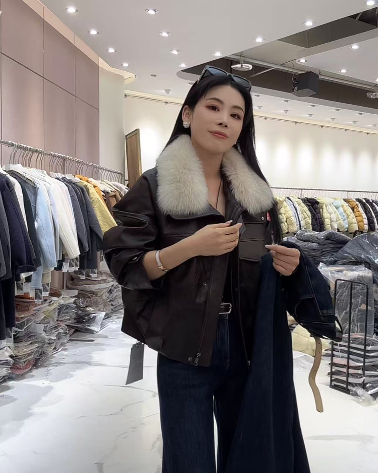 ZHUOXIXI【暮光之城】高端贵妇级狐狸毛皮90鹅绒服-99378