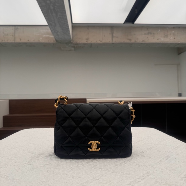 99新 Chanel/香奈儿 【嘻哈】鸳鸯扣/黑金/芯片款