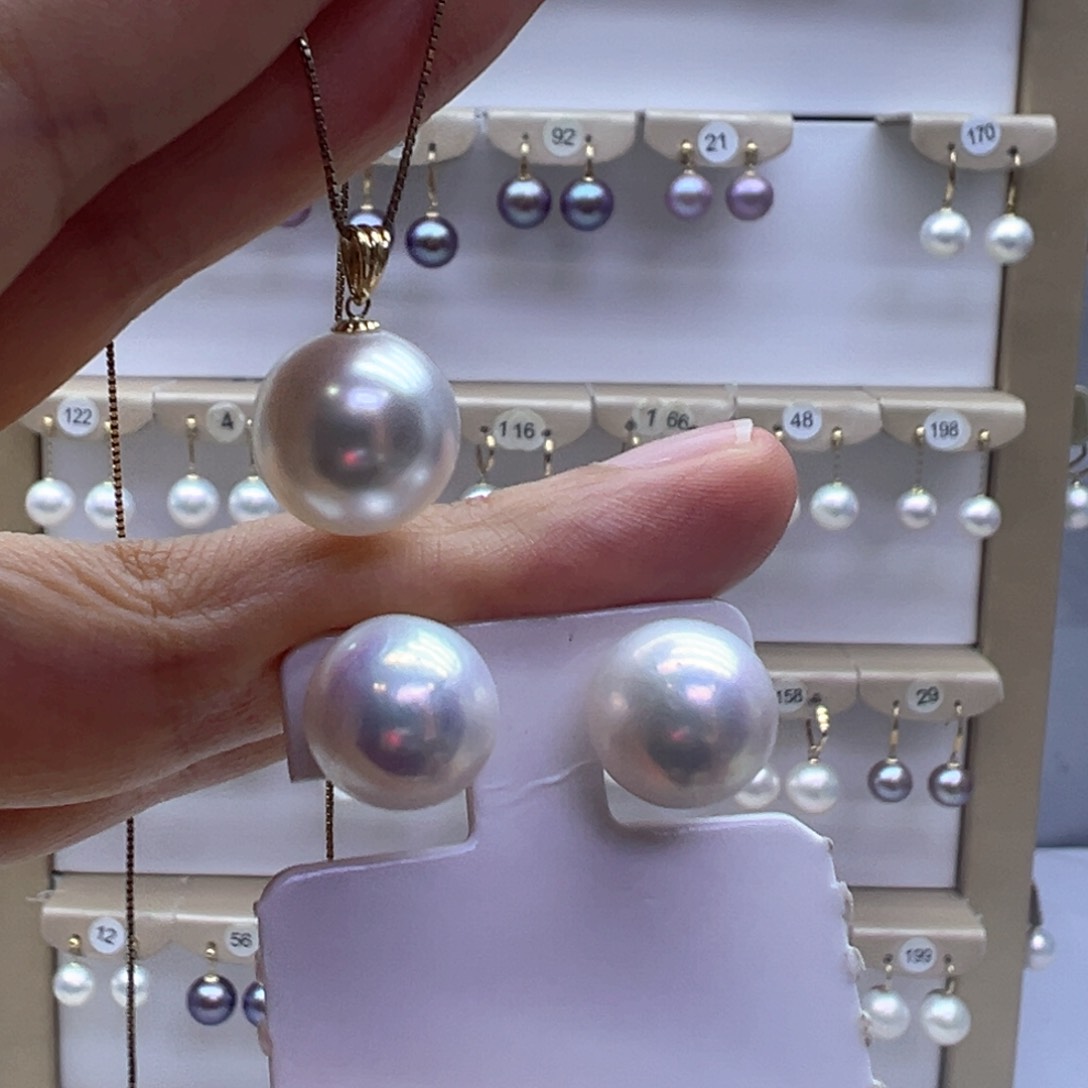 淡水珍珠18K金镶嵌吊坠(赠链)