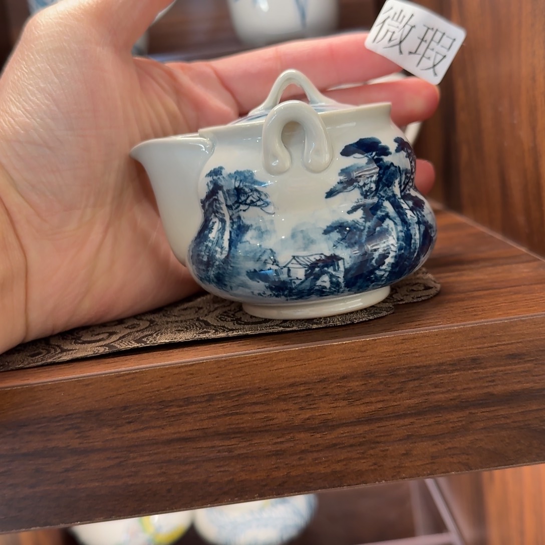 釉下手绘茶具微瑕