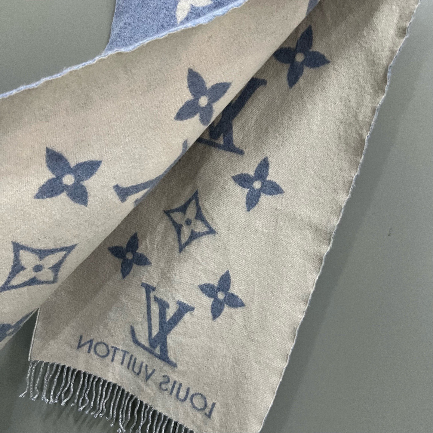 99新 LouisVuitton/路易威登 ab13 609426 蓝色老花流苏围巾 均码