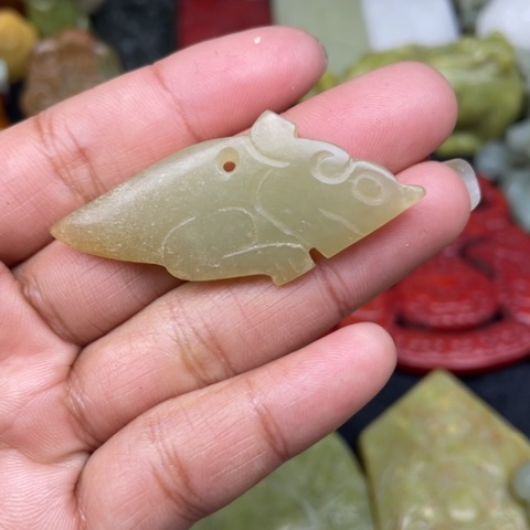 和田玉颈饰未镶嵌23