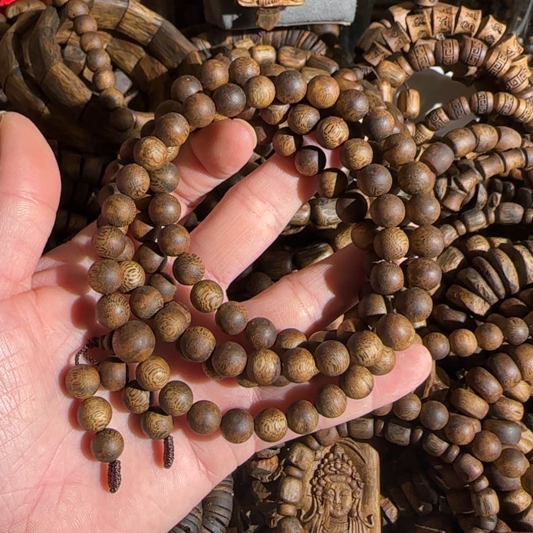 沉香沉香碎屑乌身老料圆珠09/34