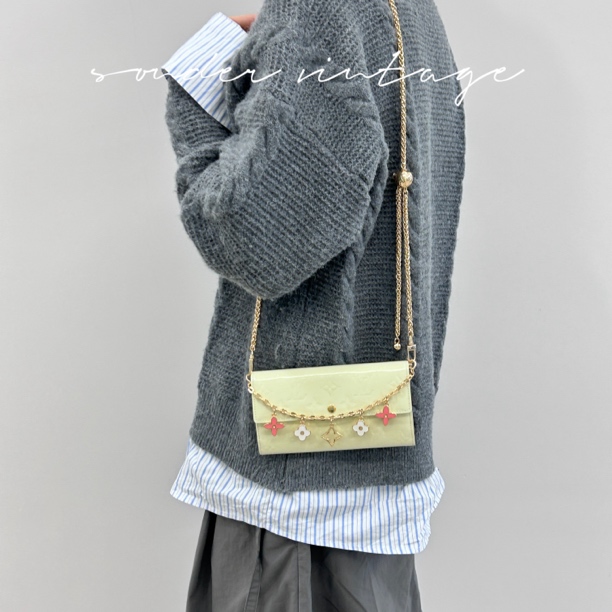 95新 LouisVuitton/路易威登 lv手拿包