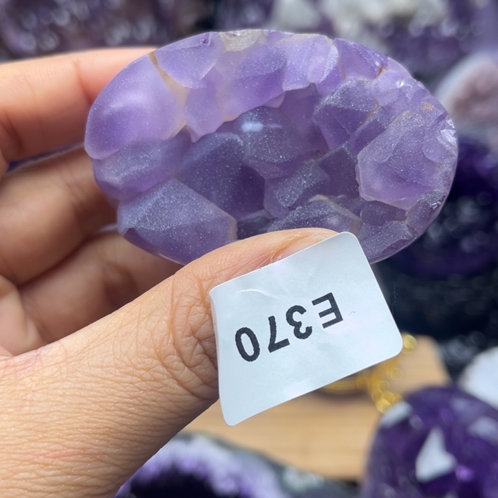 未镶嵌水晶大型摆件（非配饰）