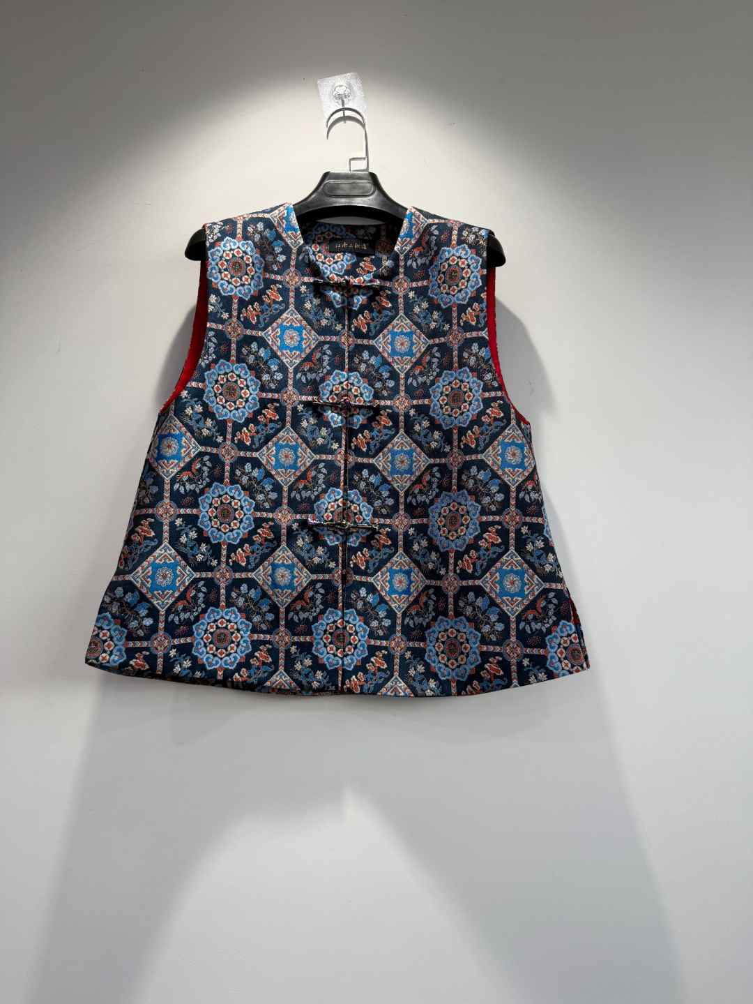 宋锦马夹-仙草宝香花